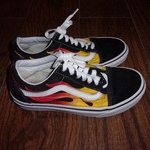 Womens Vans Old Skool Flame Black/White Skate Shoe